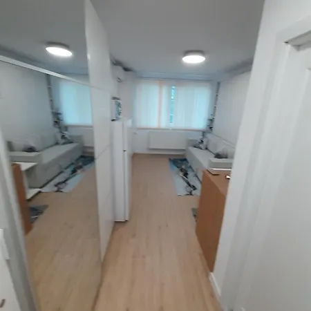 Appartement Garsoniera Langa Mare