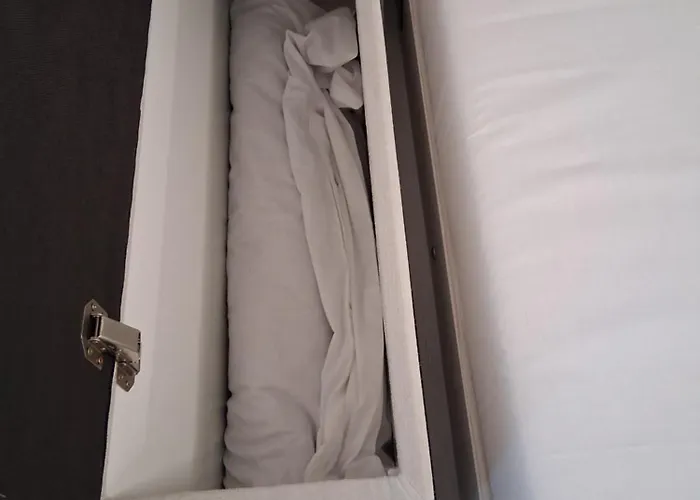 Apartament Garsoniera Langa Mare