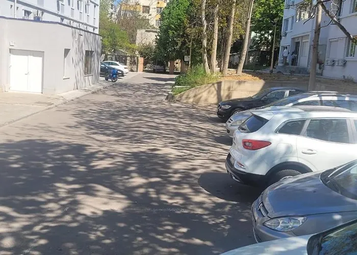 Garsoniera Langa Mare Apartament